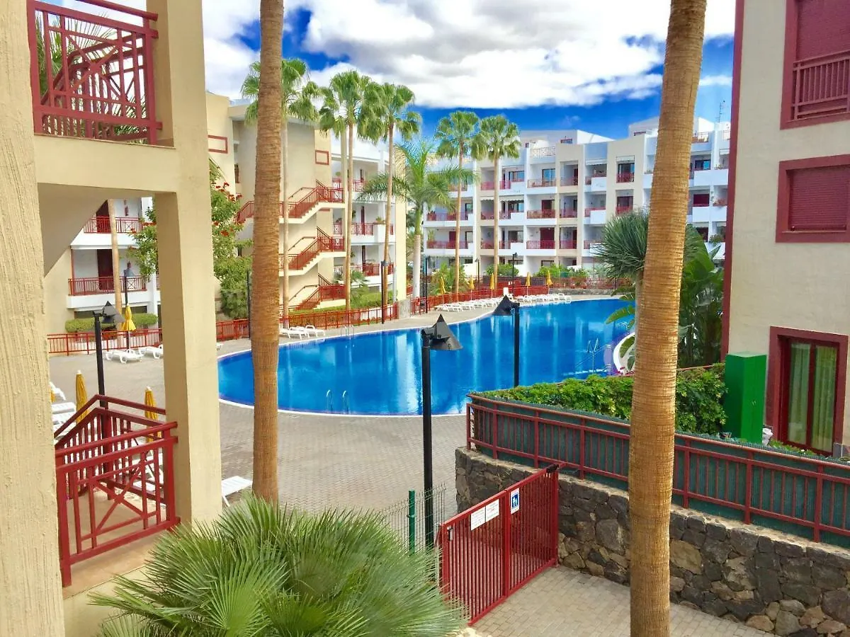 Cozy Apartment With Garden Palm-mar 0*,